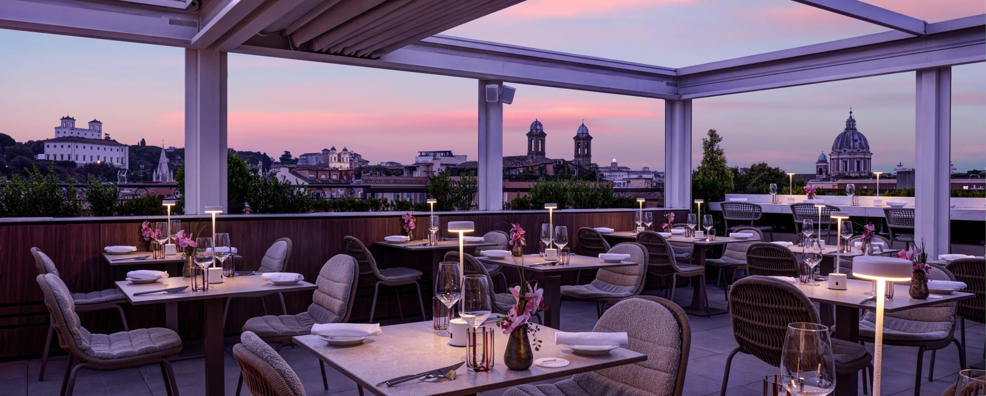 Roof top Resturant - The First Arte  