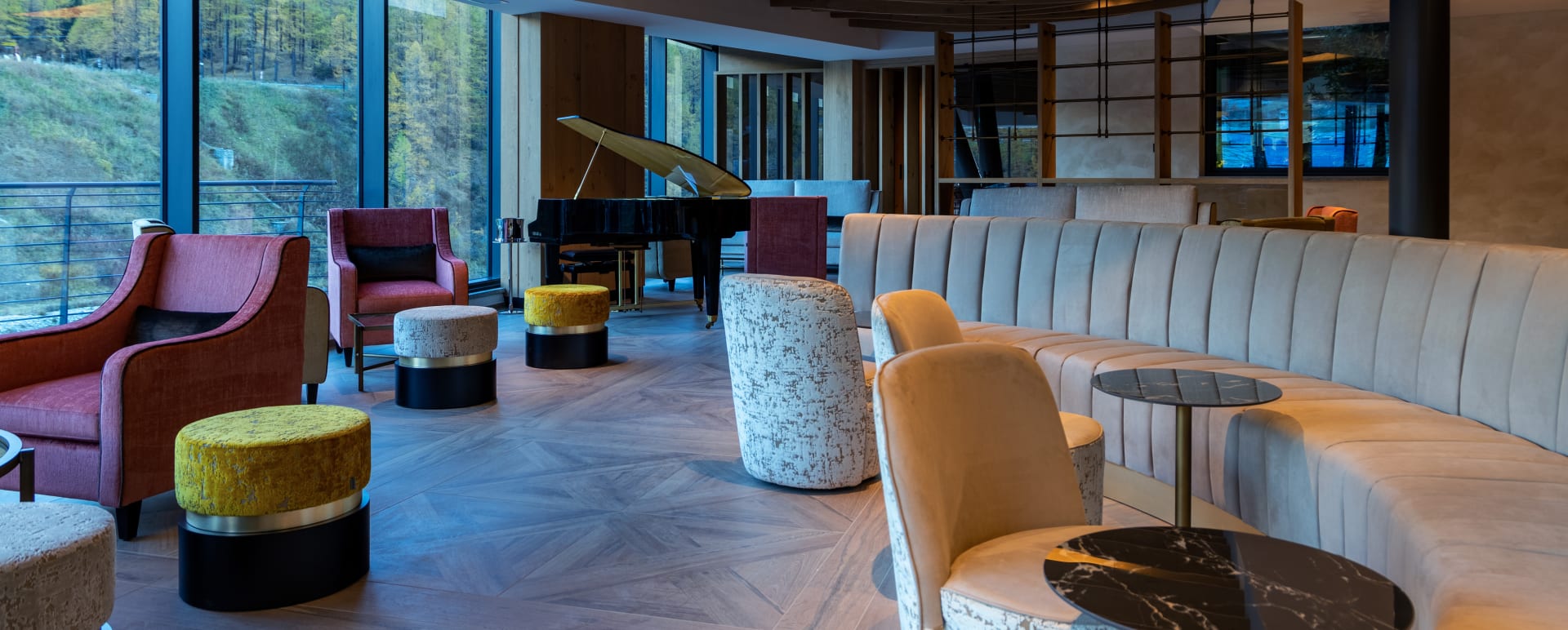 Lounge bar 