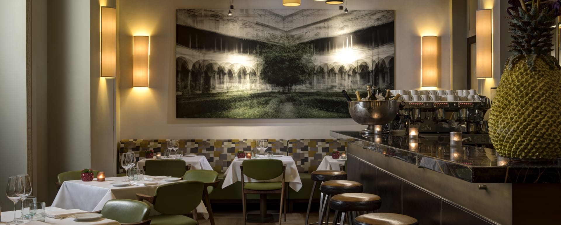 Hotel Savoy Conscious Cusine Experienc A complimentary Signature Aperitif at Bar Artemisia