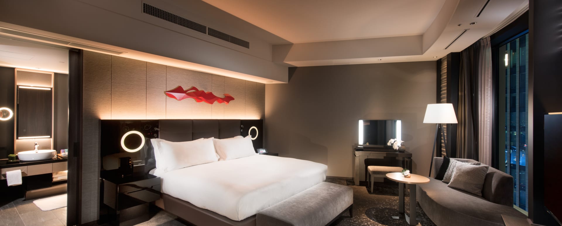 Reserve Executive Suite 