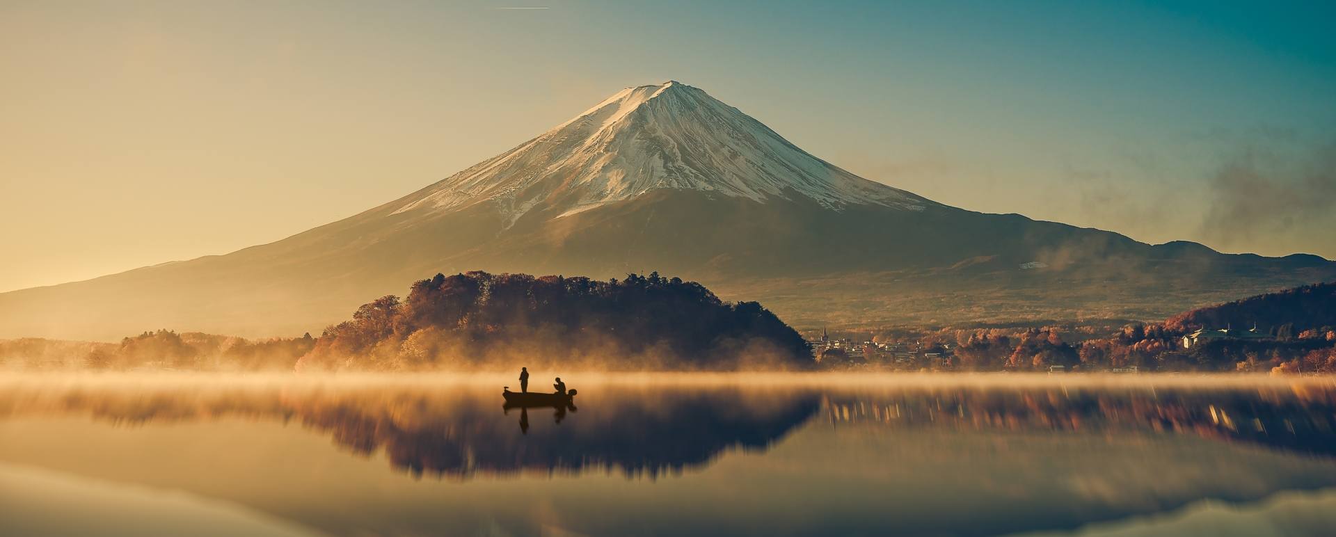 Lake Kawaguchi - Hoshinoya Fuji