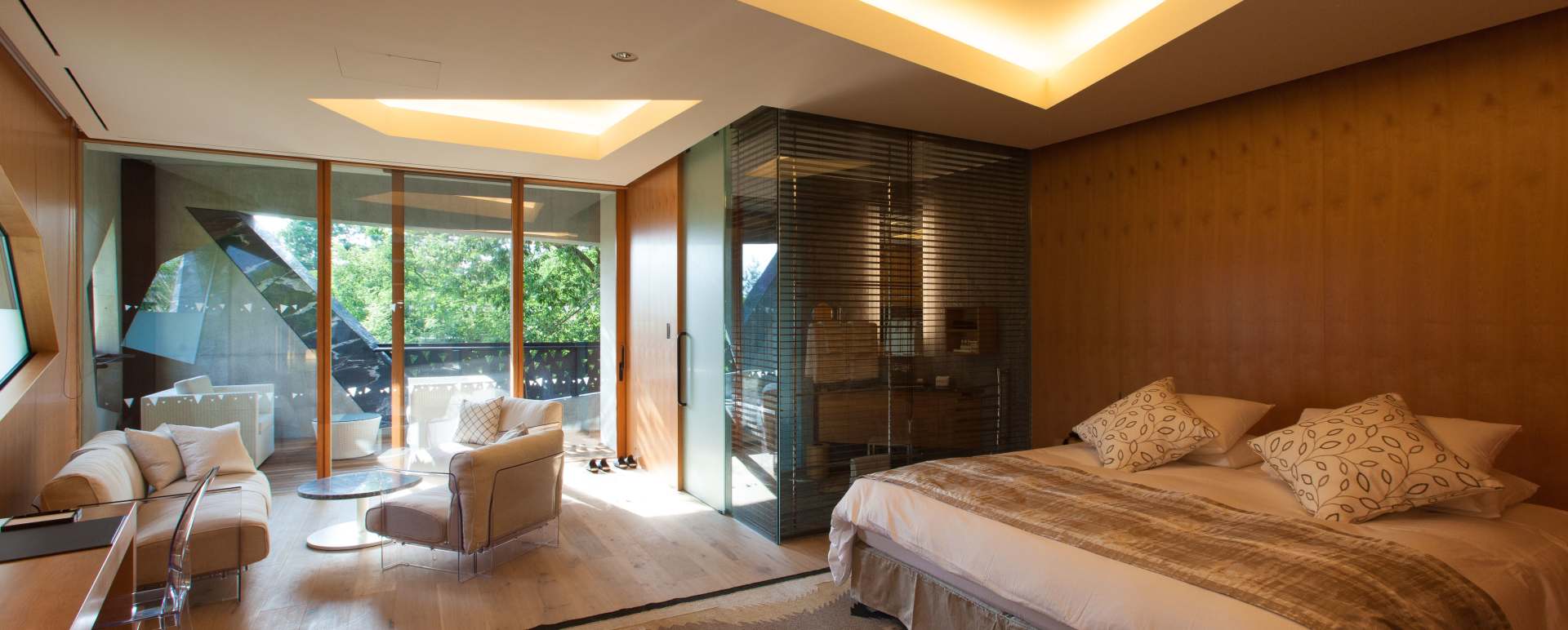 entire room 