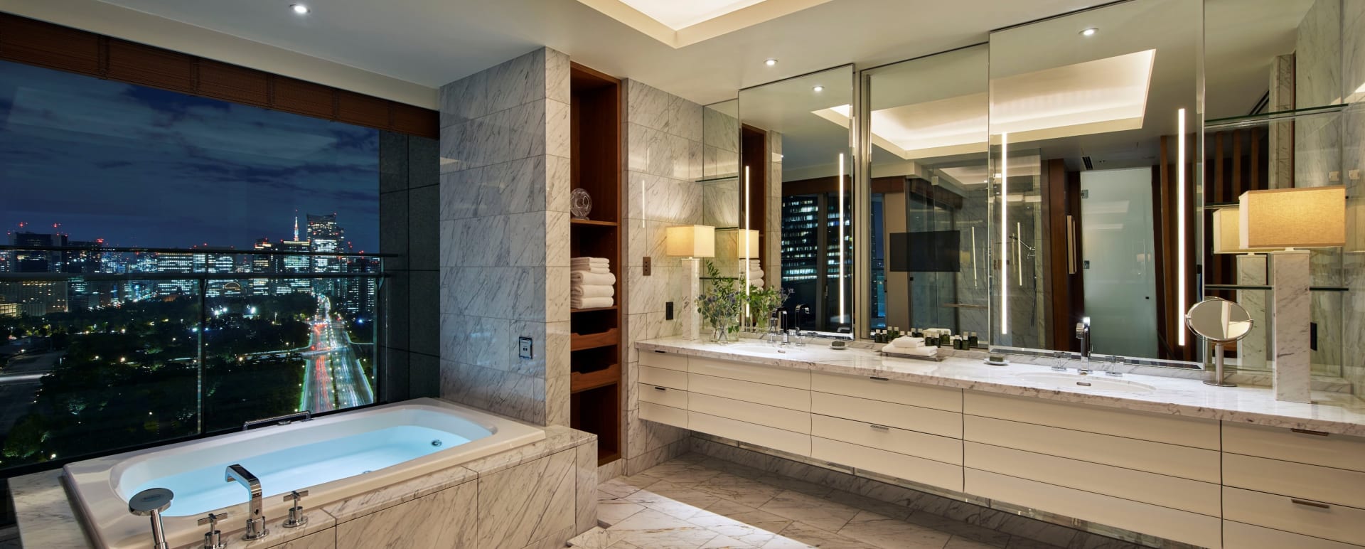 Palace Suite Bathroom  