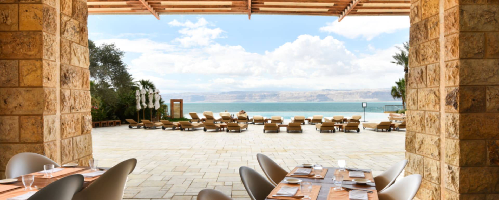 Pool restaurant 