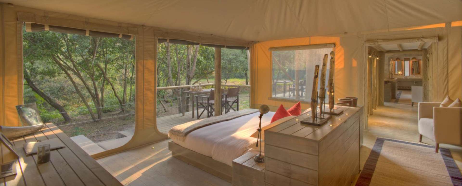 Family superior tent - Kichwa Tembo Main Camp