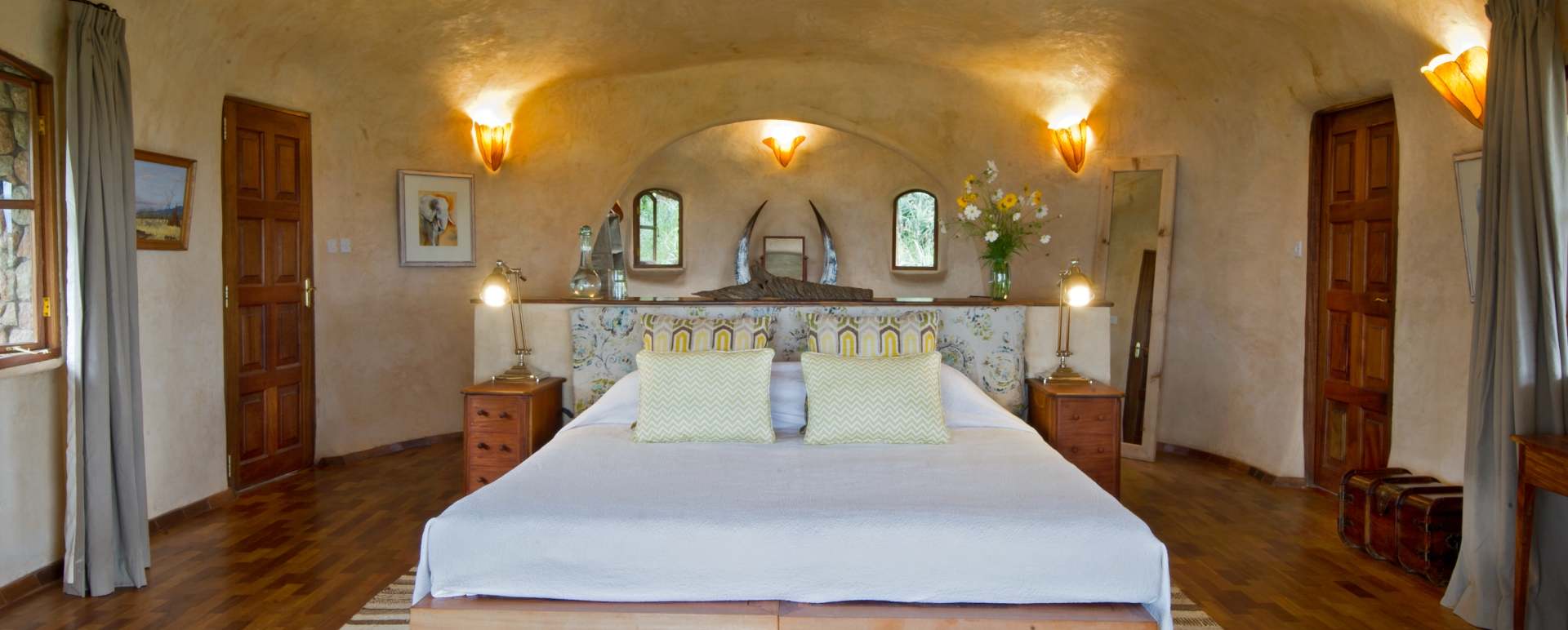 Earth Pod - Lewa House 