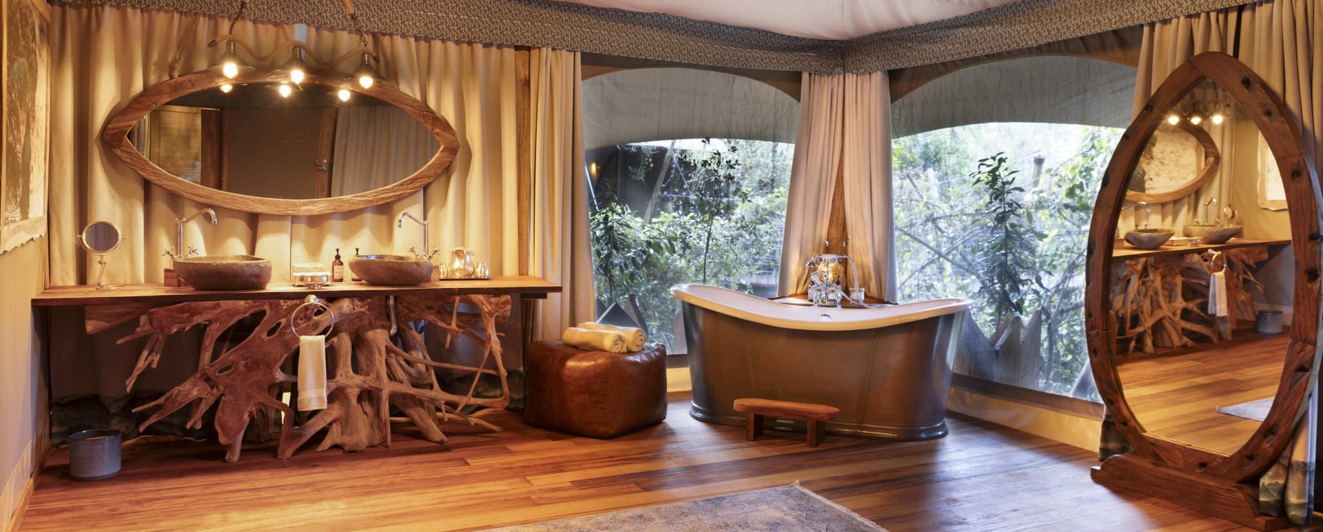 Treetop suite bathroom 