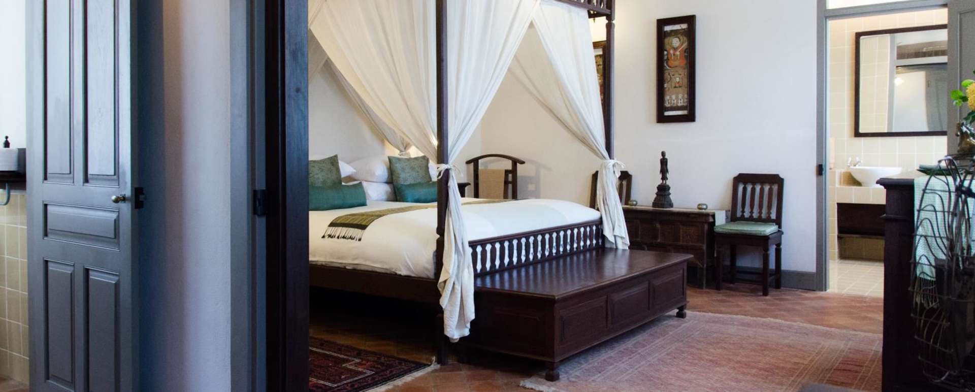 Bedroom, Satri House