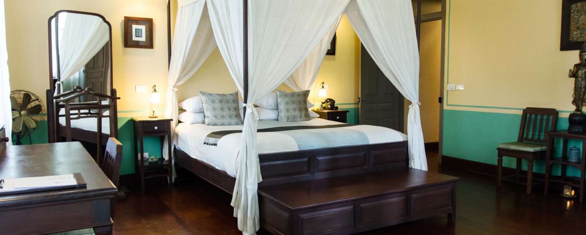 Bedroom, Satri House