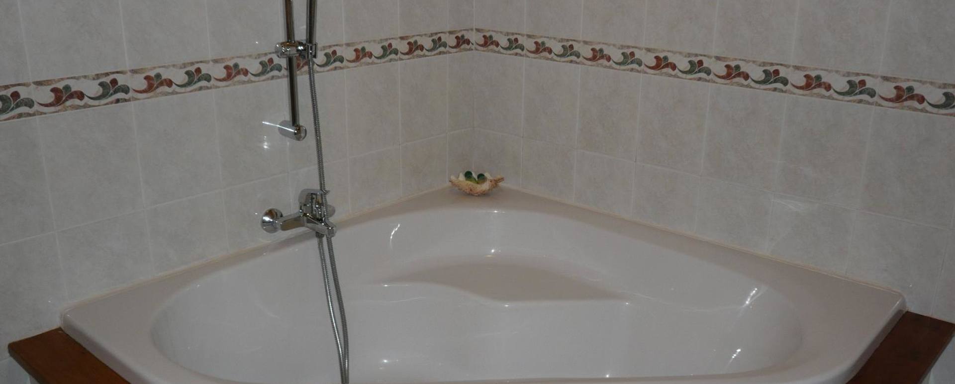 Bathroom - Jardin du Roy