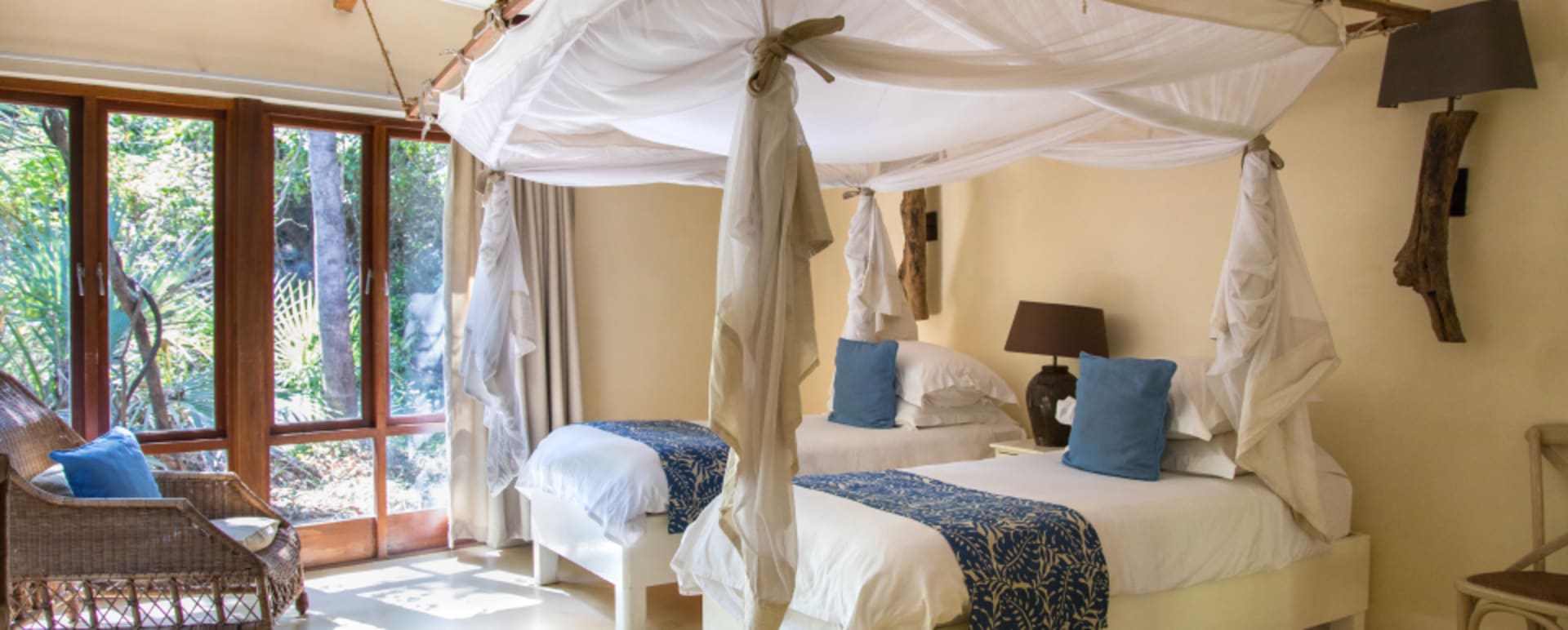 Twin room 