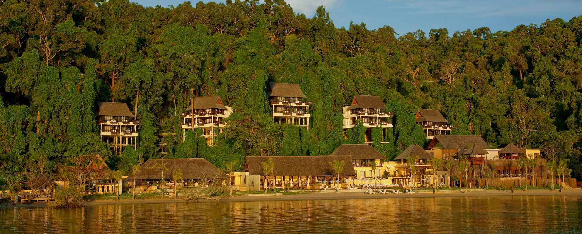 Resort View from the Sea - Gaya Island Resort