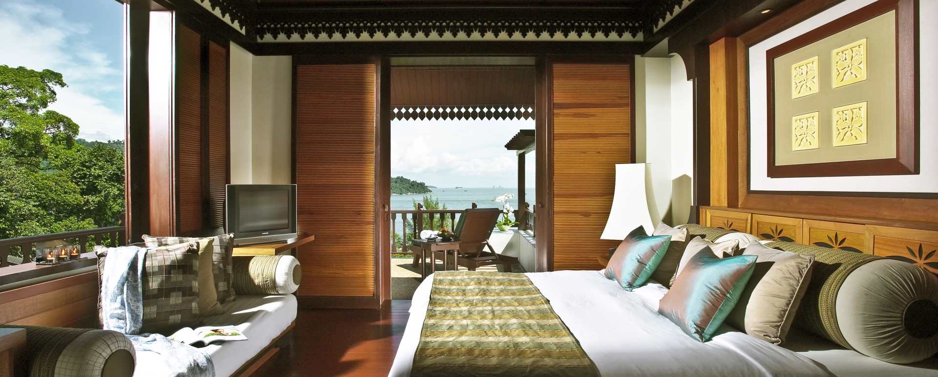 Pavarotti Suite Bedroom - Pangkor Laut Resort