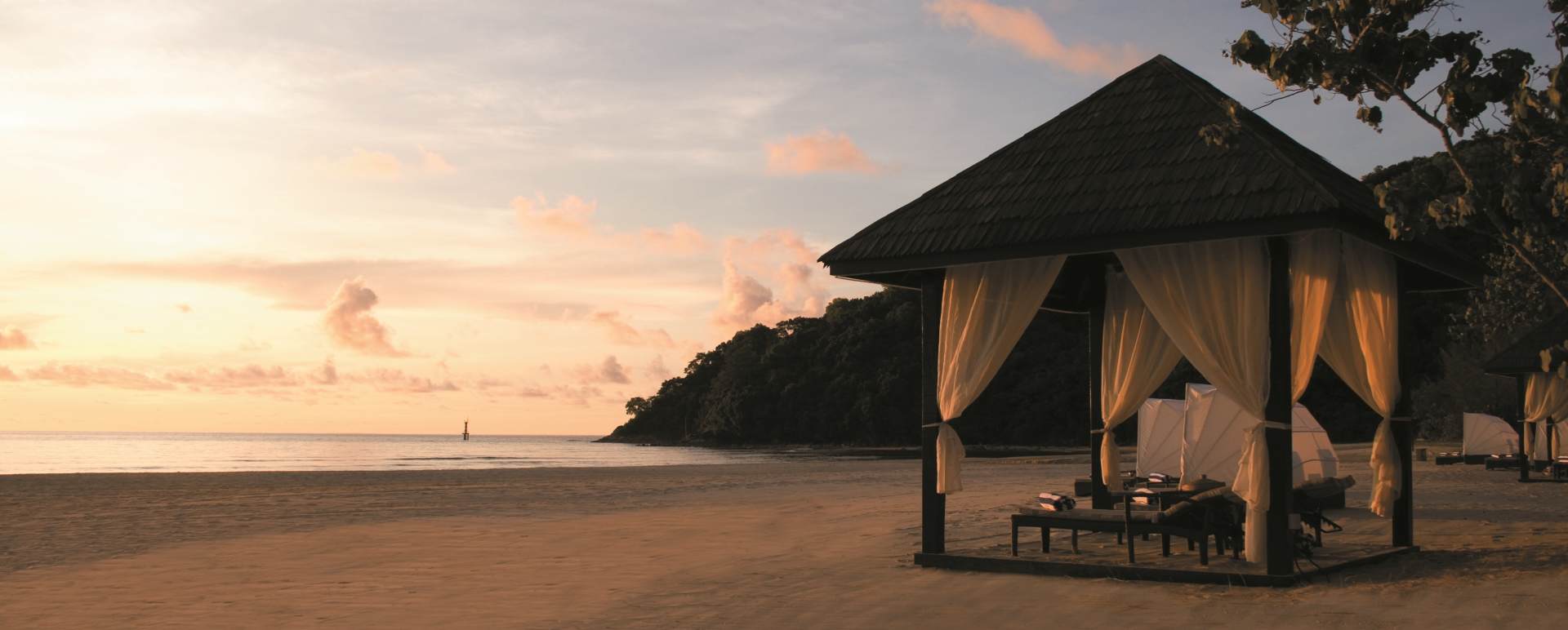 Beach Cabana - Shangri-La Rasa Ria