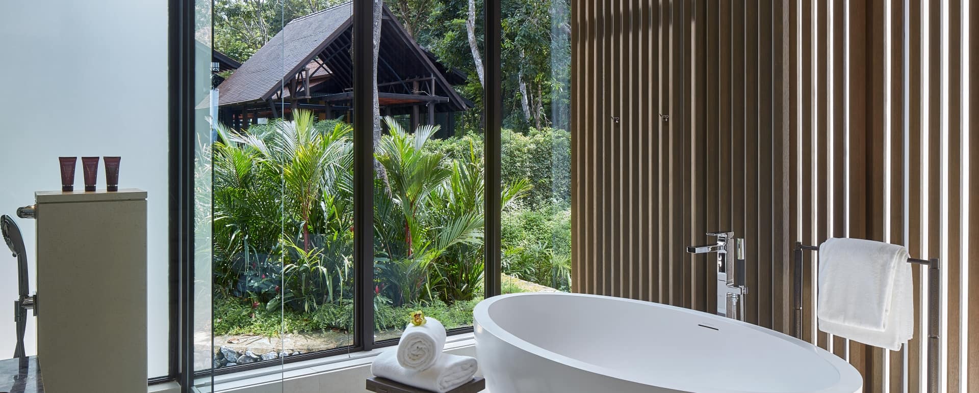 Rainforest Deluxe Bathroom - The Ritz Carlton Langkawi
