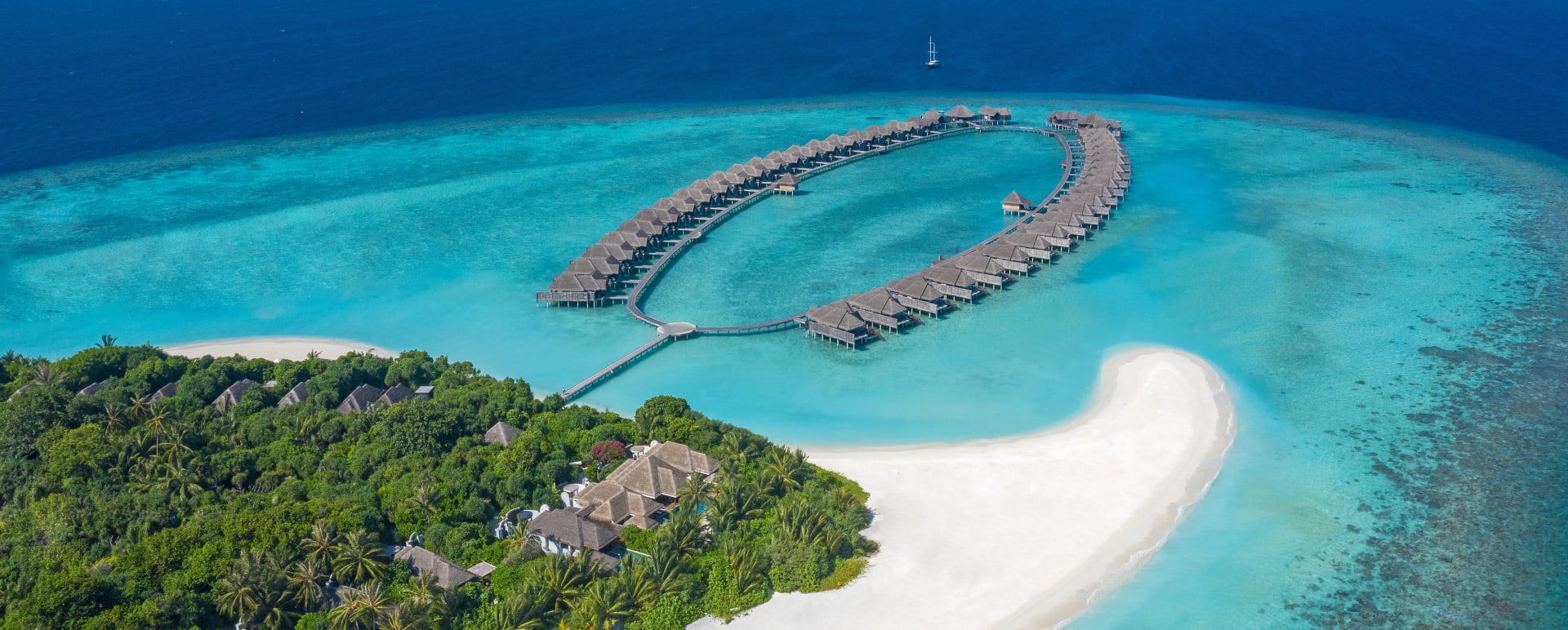 ExteriorViewBeachandOverWaterVillas 