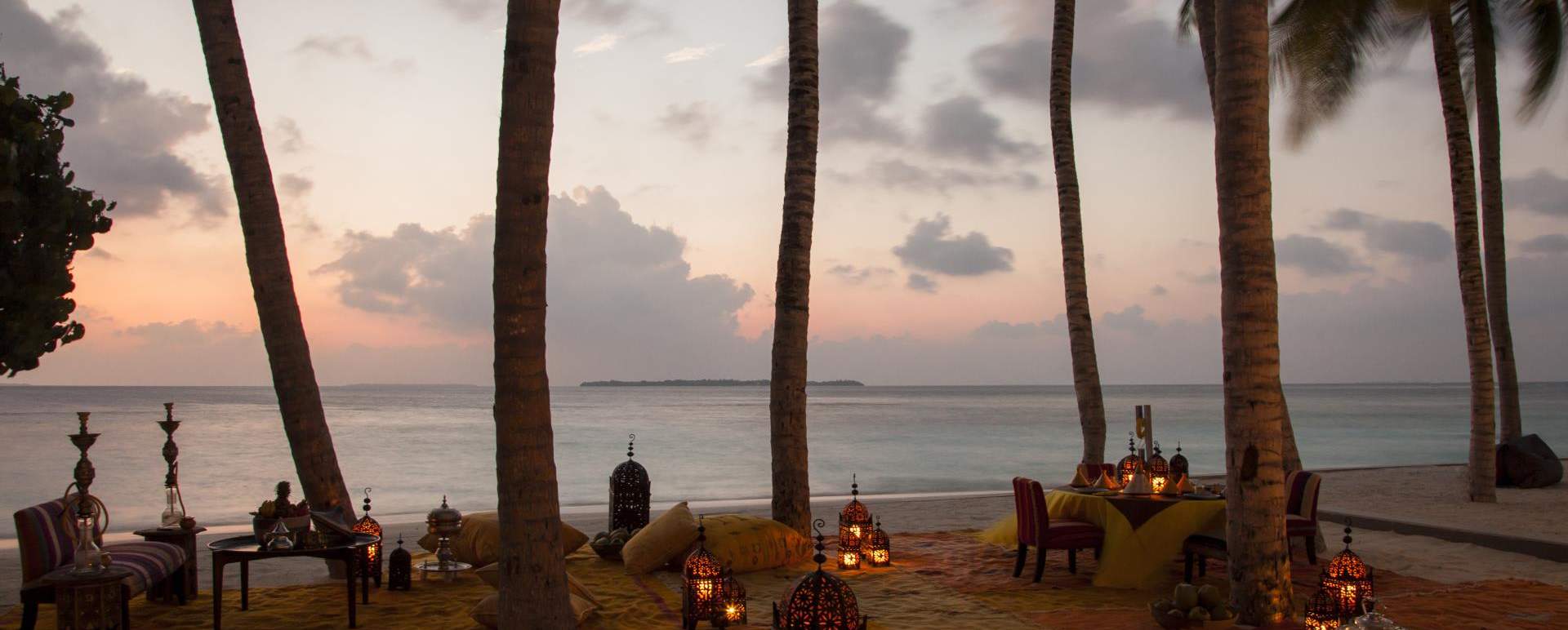 Beach dining  - Cheval Blanc Randheli