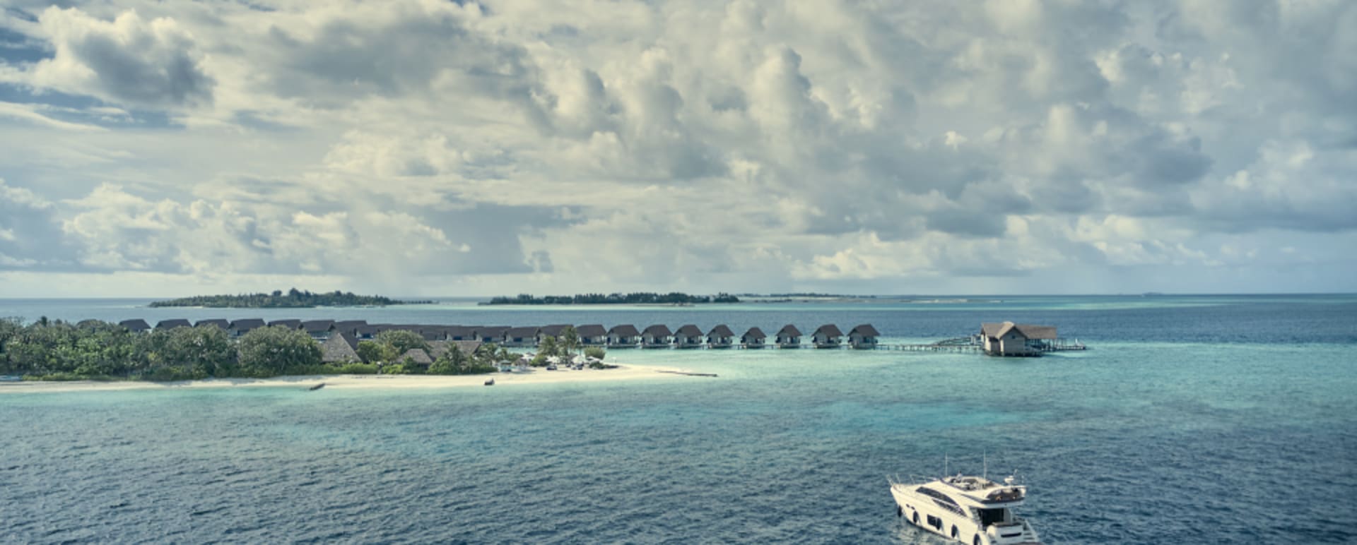 boat island view 