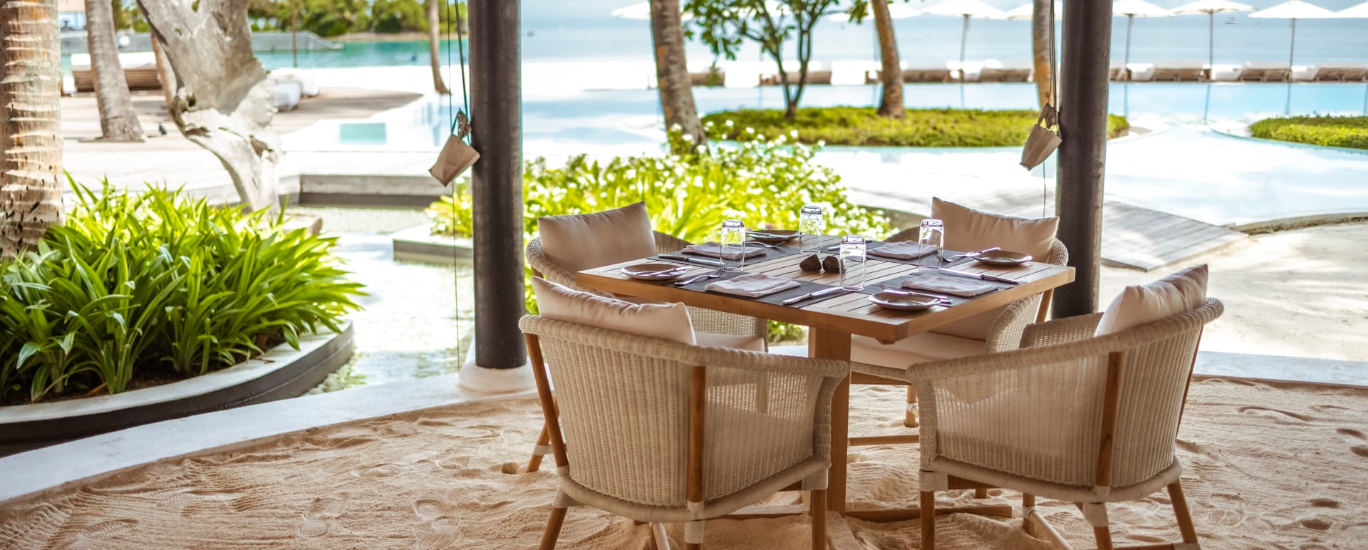 Thila LoungeDining 
