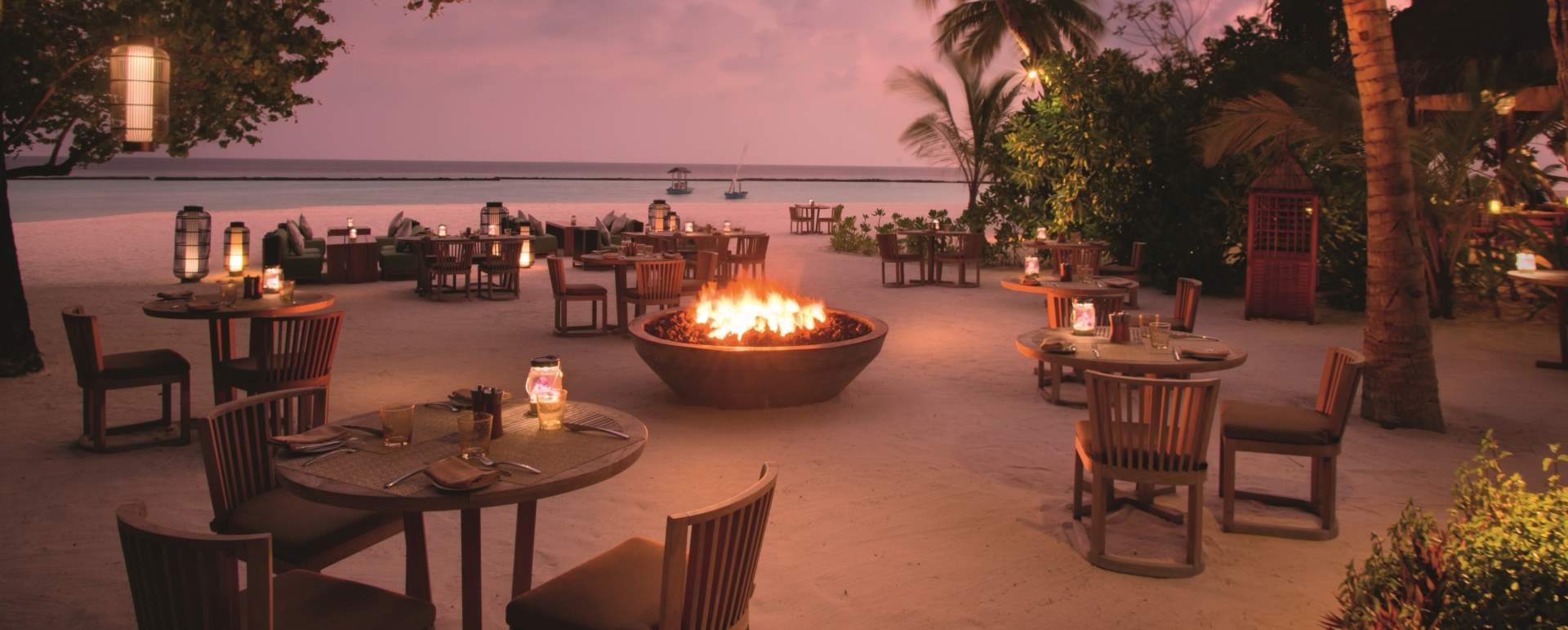 Meeru restaurant - Constance Halaveli Resort
