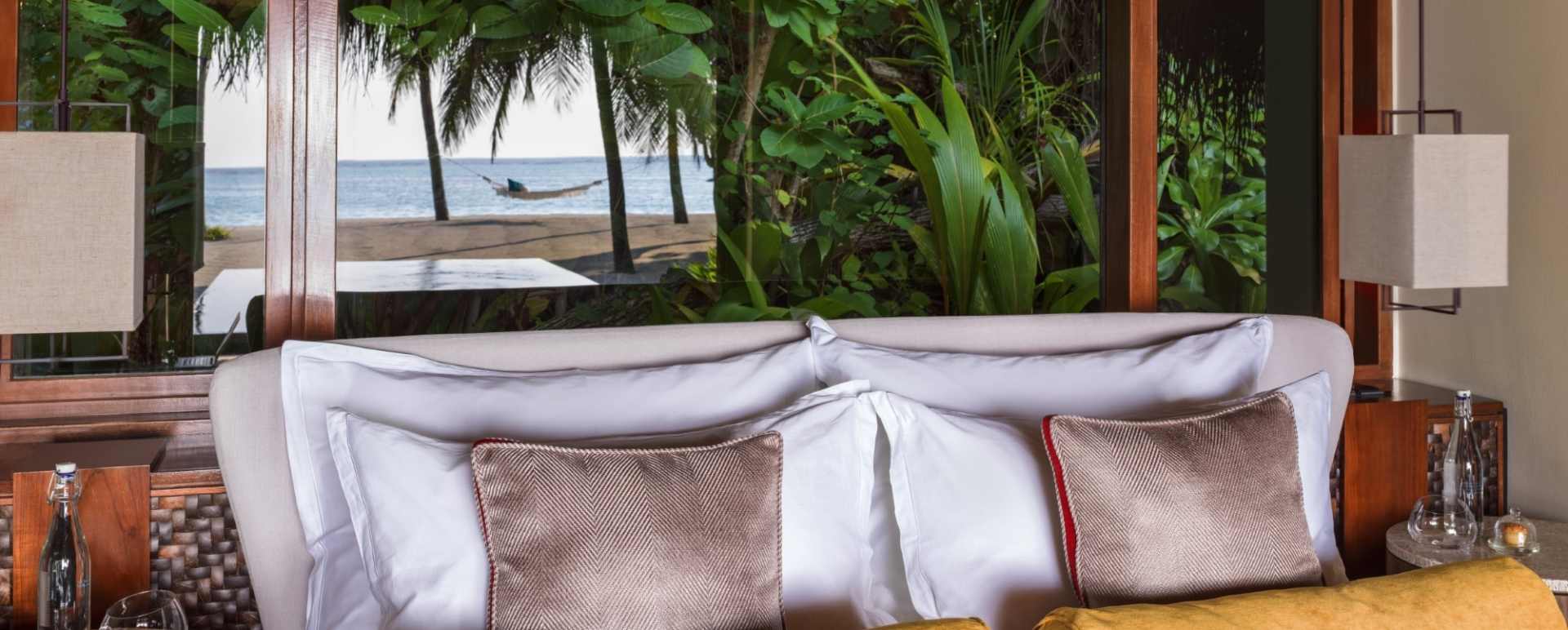 Beach Villa with Pool Bedroom - One&Only Maldives At Reethi Rah Island