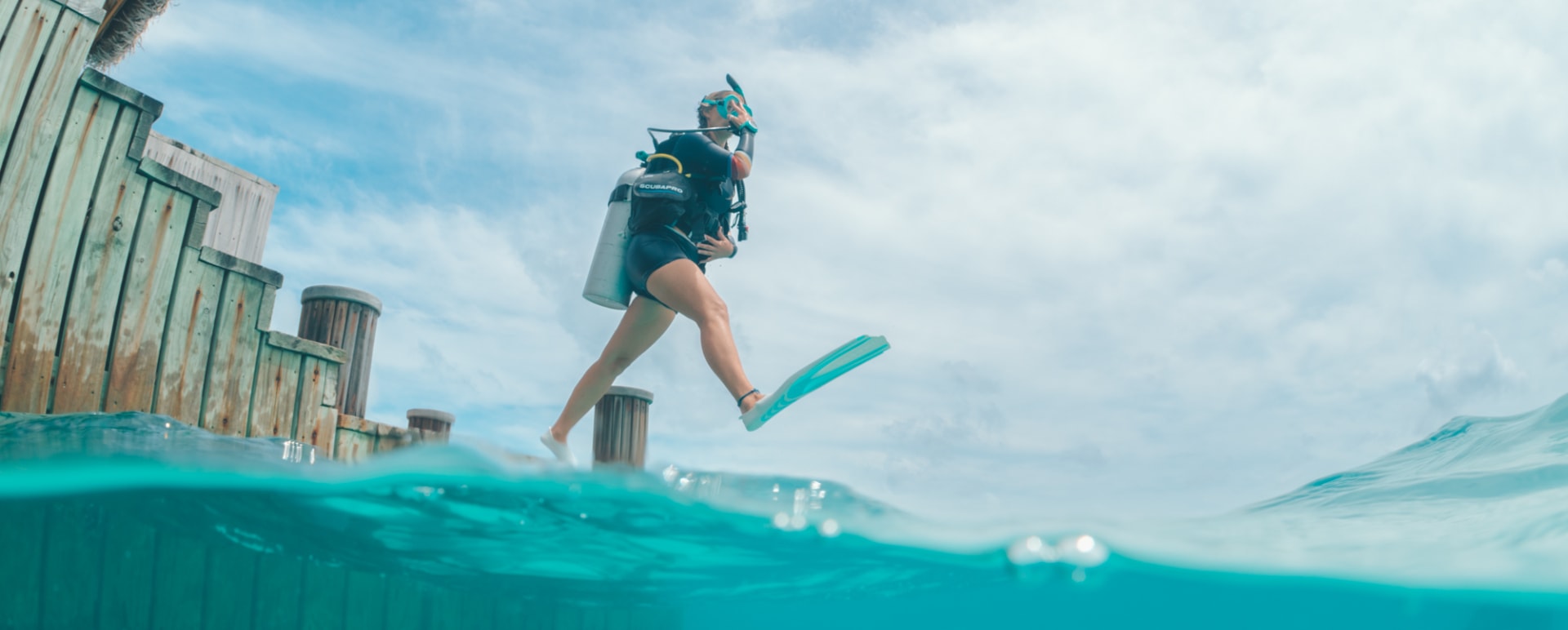 Diving - giant stride off jett 