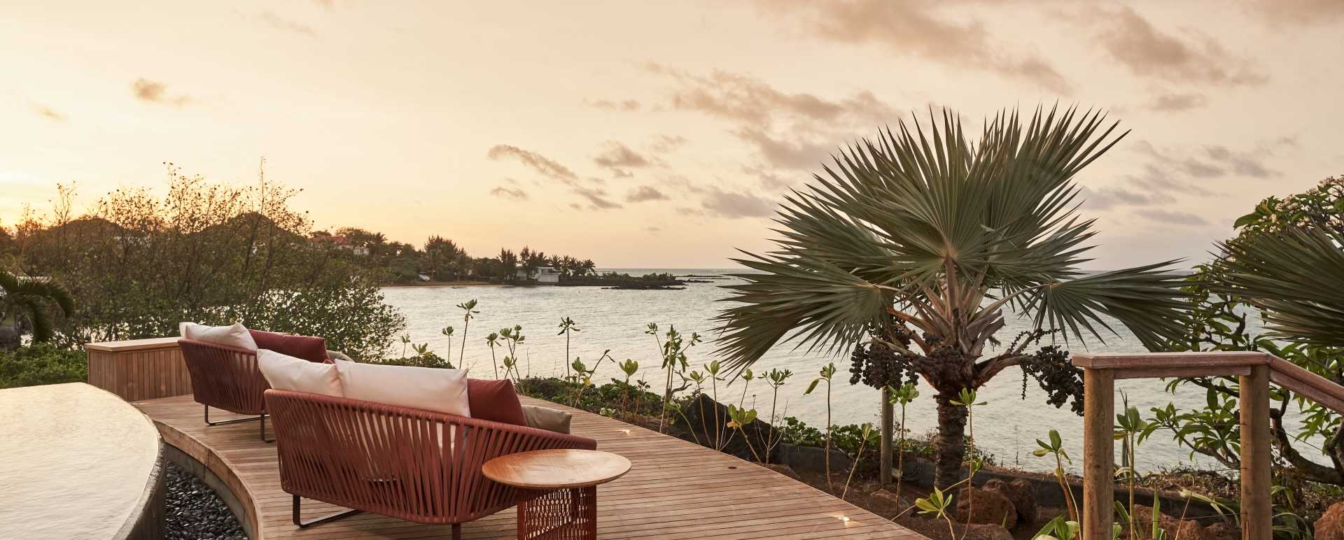 Peninsula Pool - Paradise Cove Hotel  Spa  