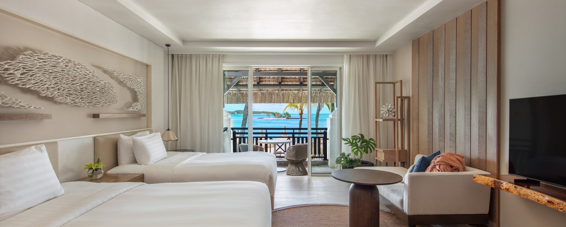 Hibiscus Family Ocean View Room 1 