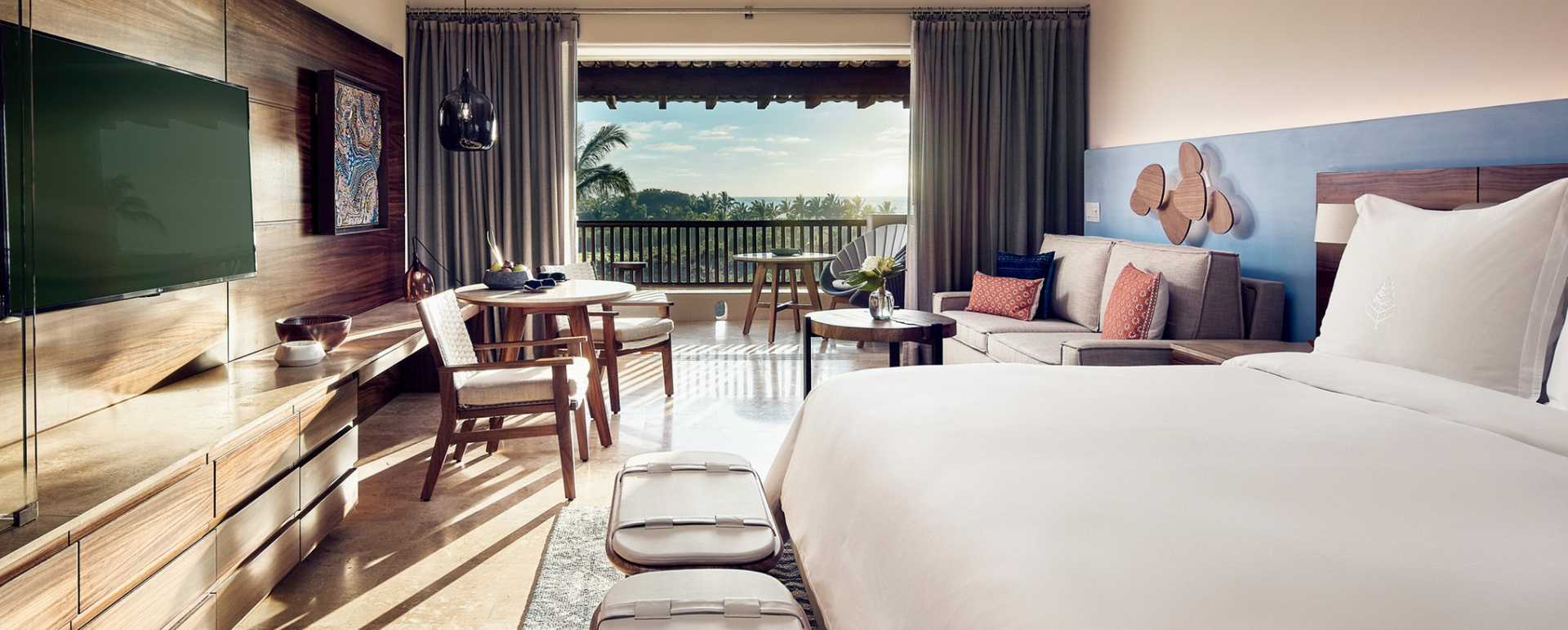 Rooms and suites 