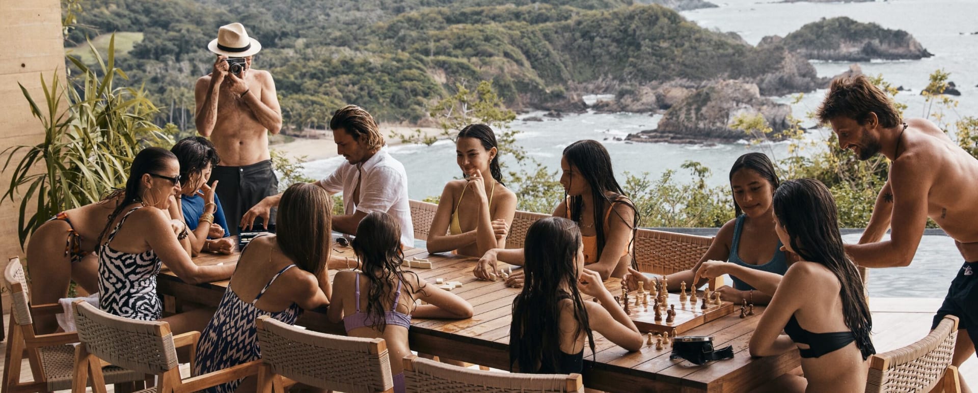 group dining 