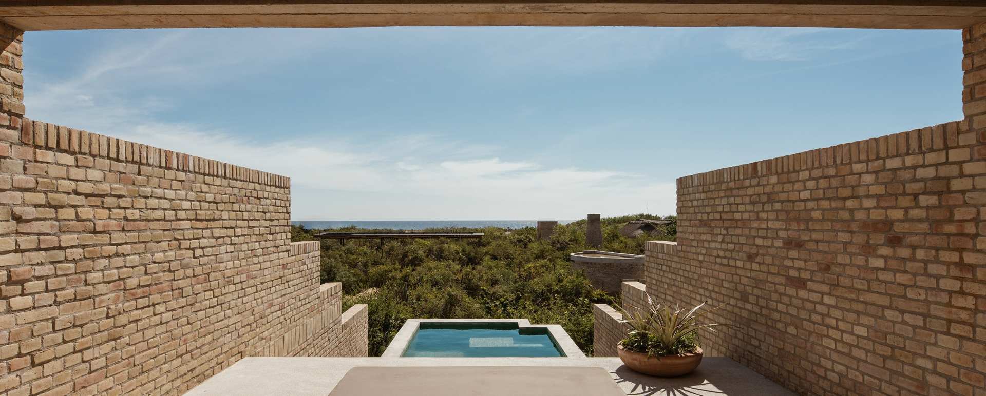 Private Pool 