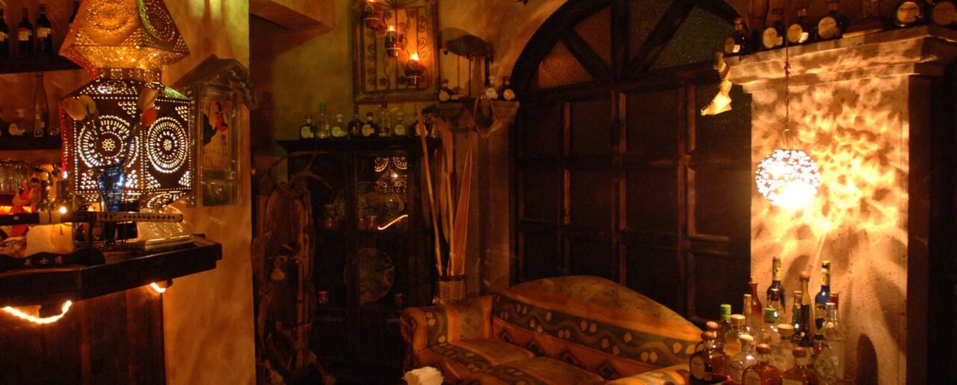 Aladins Den - Posada de las Flores Loreto