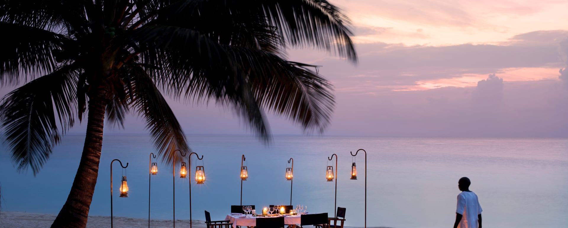 beach dinner  