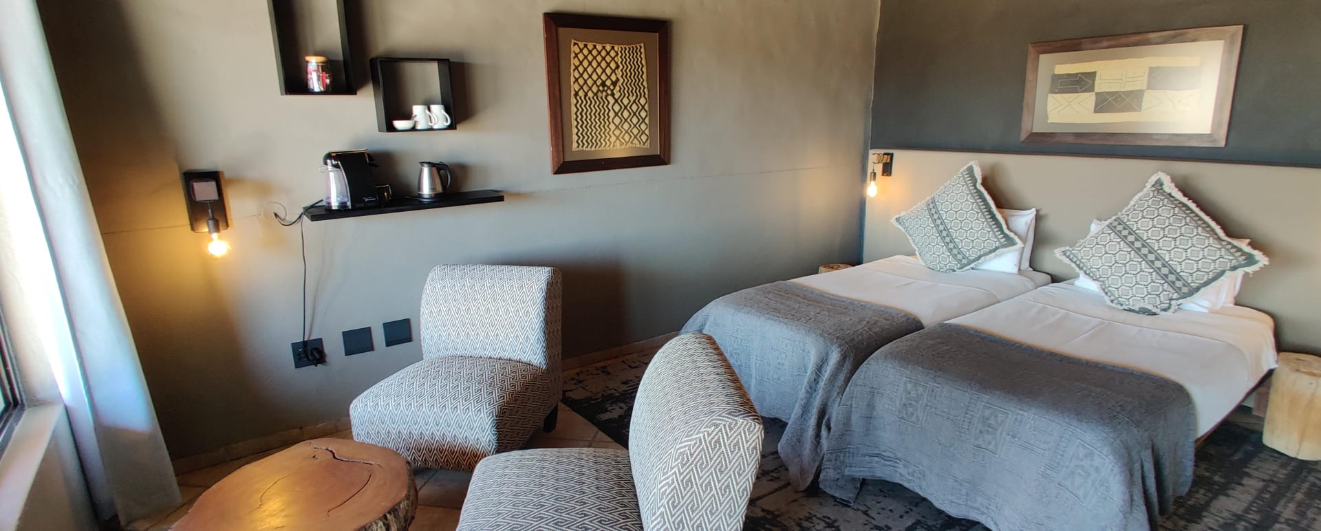 Twin room 