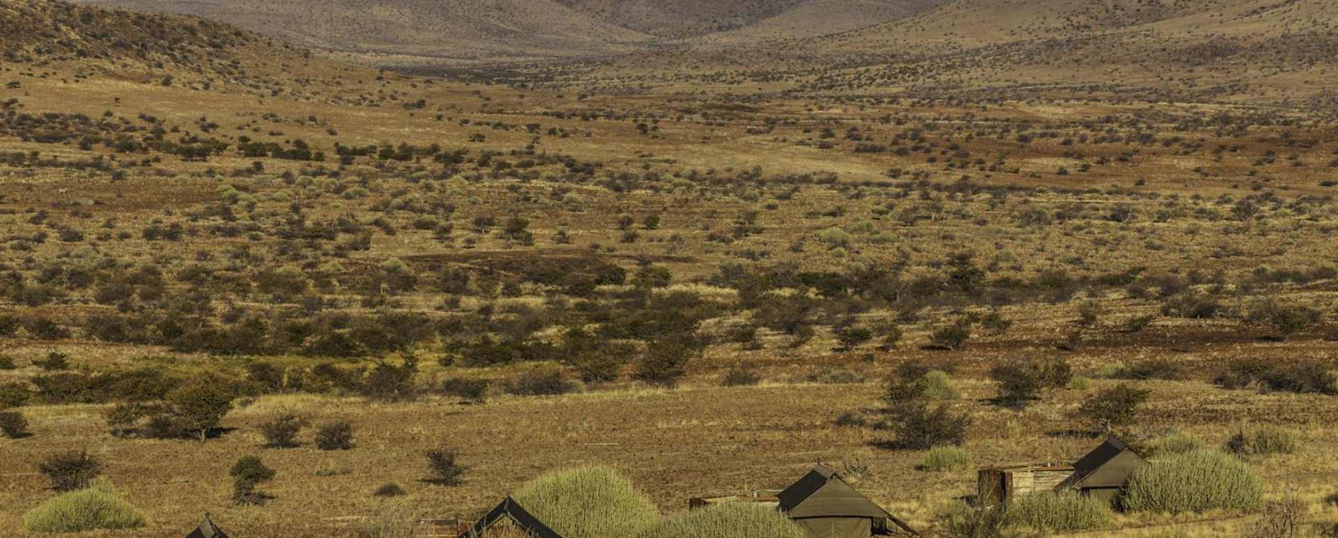Camp setting - Etendeka Mountain Camp