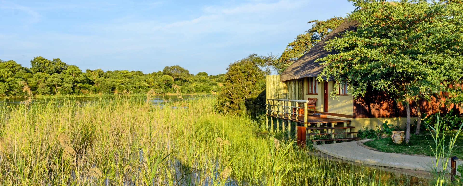 Views overlooking the river 