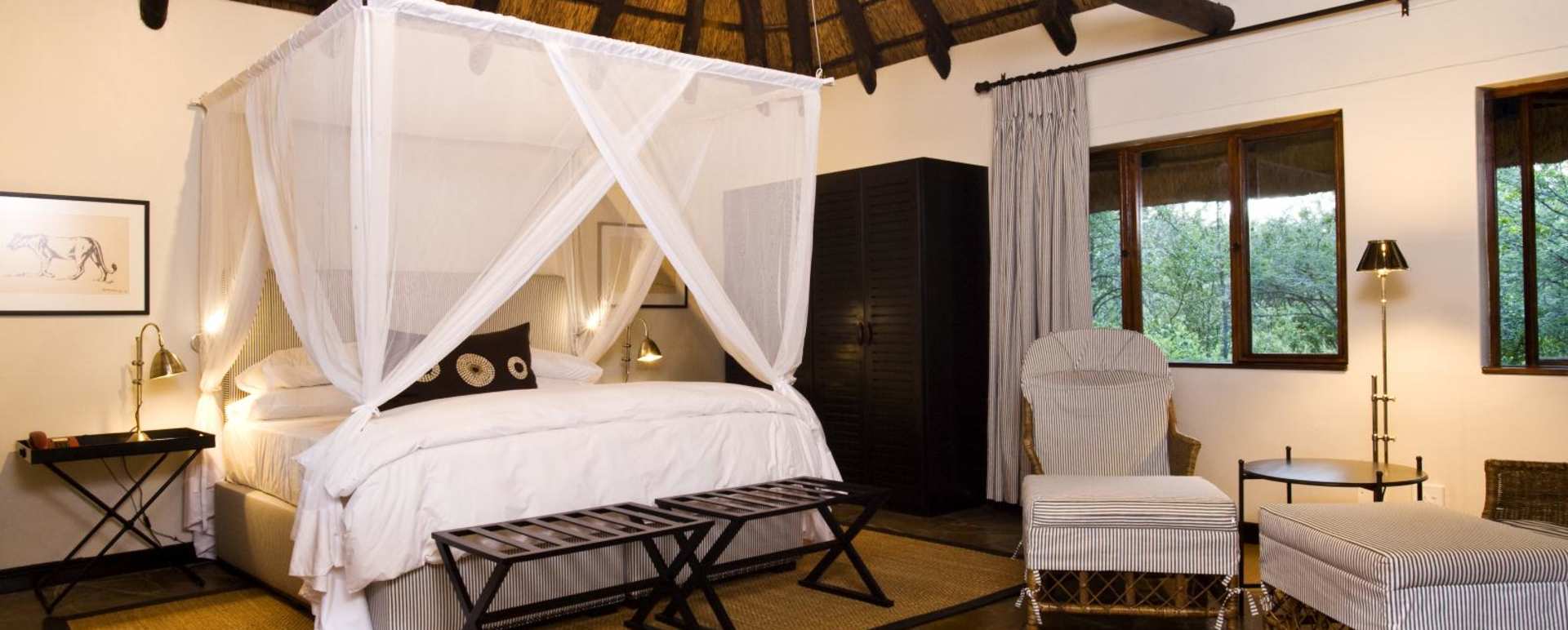 Inside a Cottage - Mushara Lodge