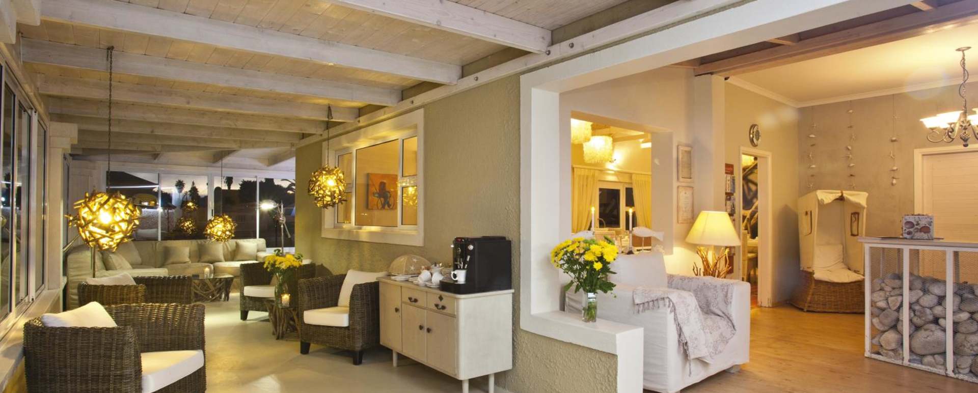 Lounge and reception - Swakopmund Guesthouse