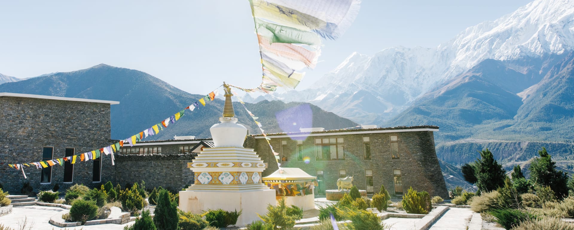 Flags and main building - Shinta Mani Mustang 
