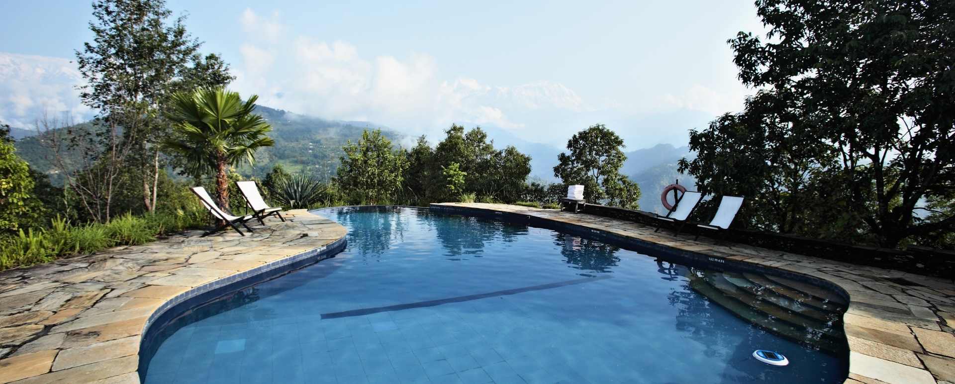 Pool - Tiger Mountain Pokhara Lodge