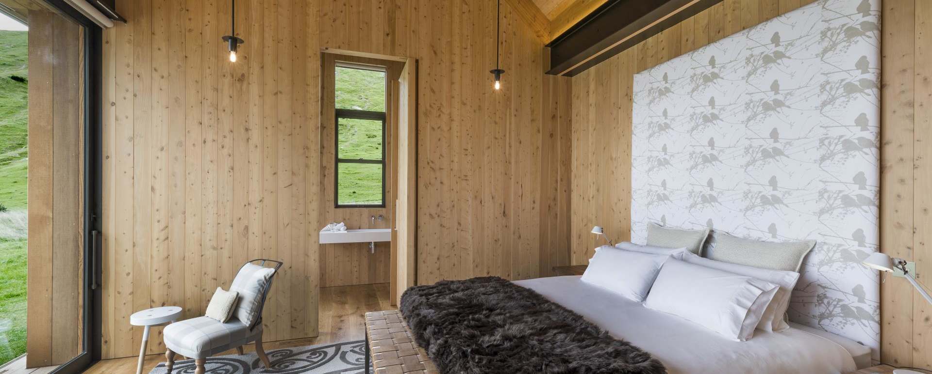 Scrubby Bay bedroom - Annandale