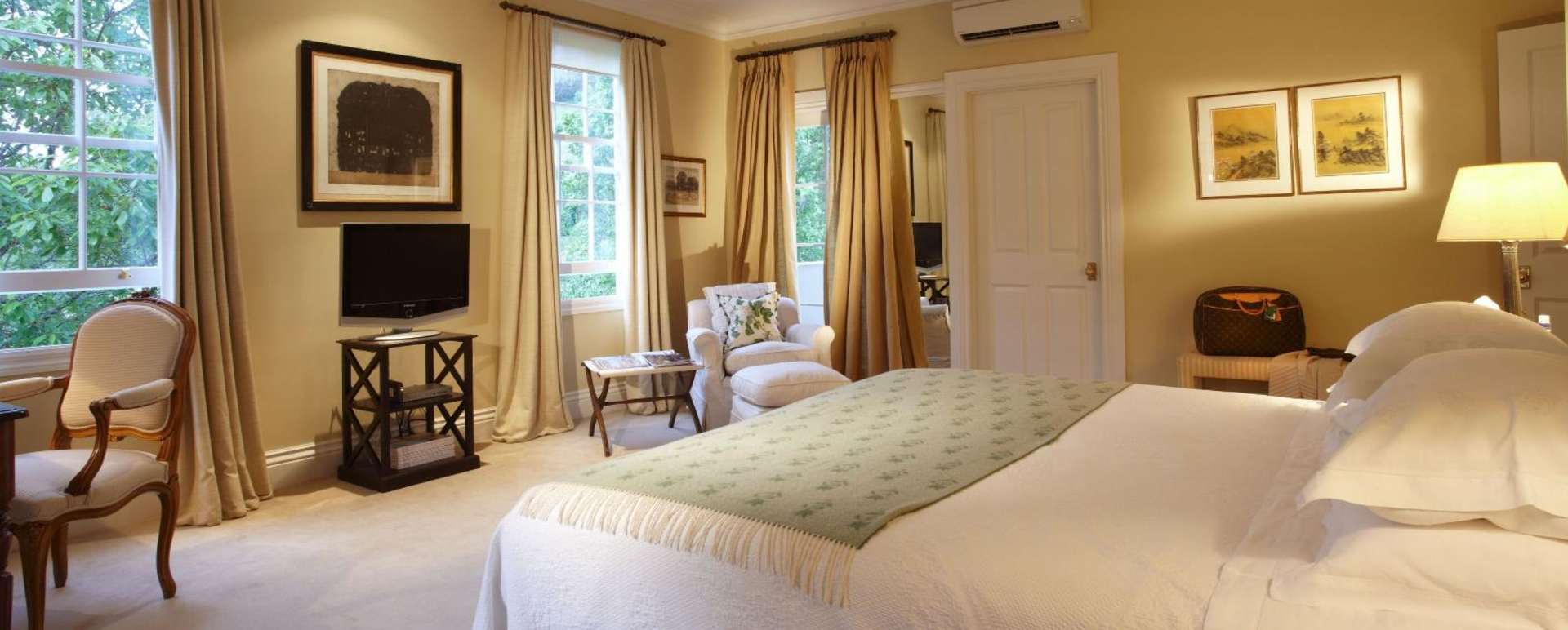 House Bedroom Suite - Edenhouse