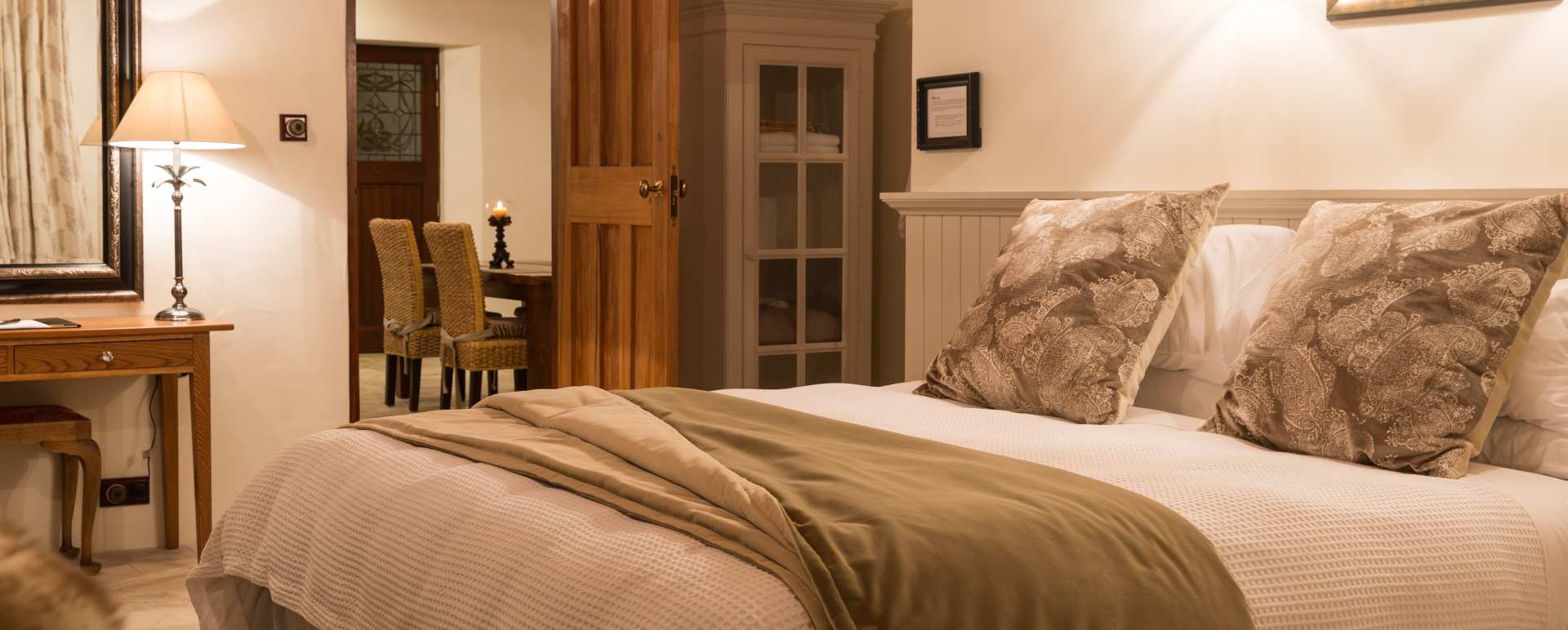 Bedroom - Mt Cook Lakeside Retreat 