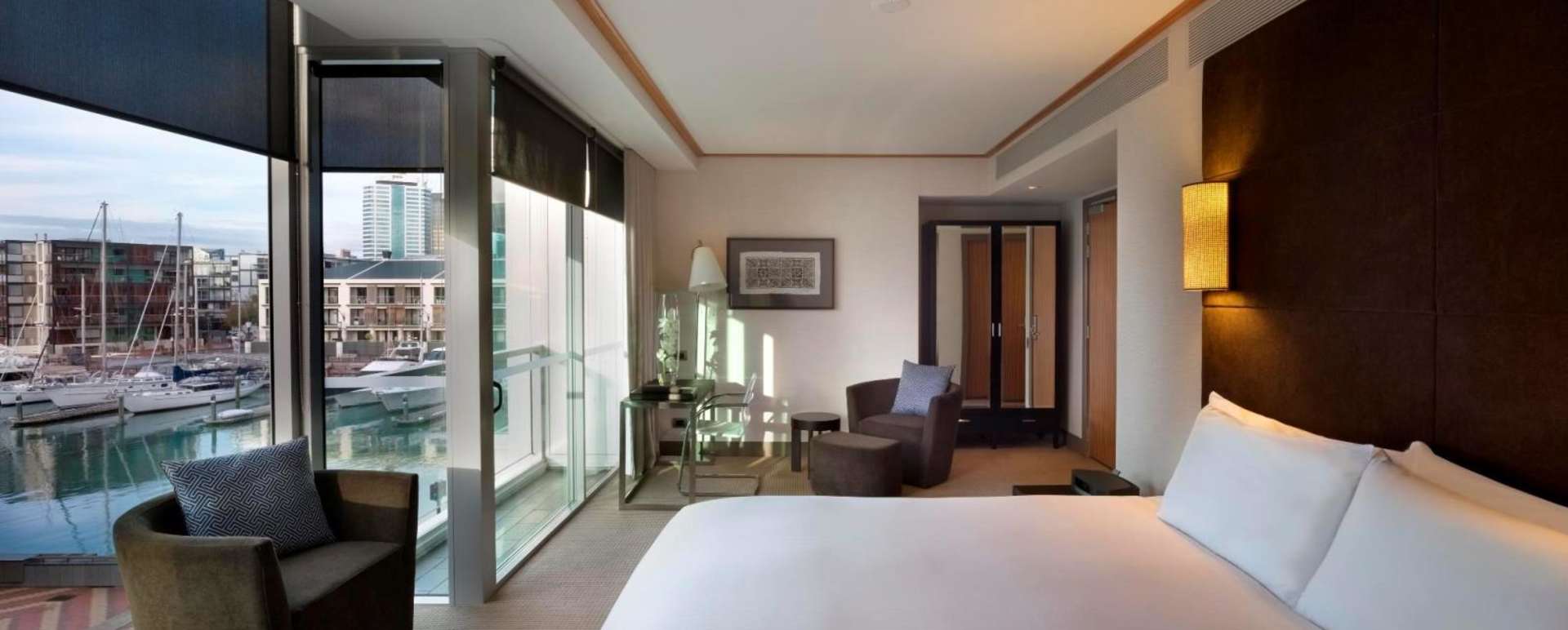 Luxury - Sofitel Auckland Viaduct Harbour