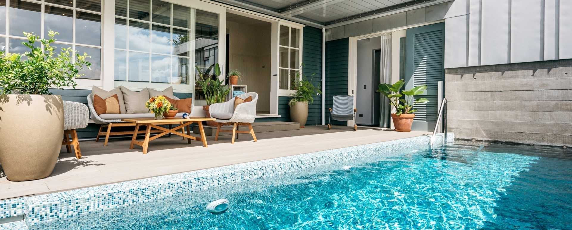 Swimming Pool - The Boatshed 