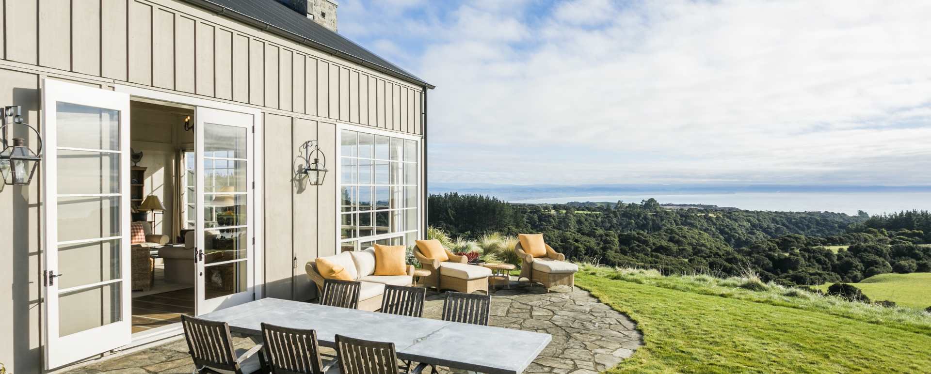 Owners Cottage Terrace - The Farm at Cape Kidnappe 