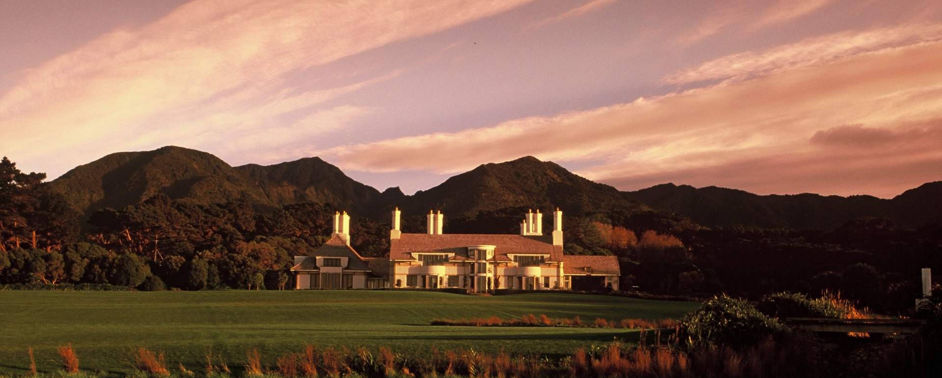 Lodge at Dusk - Wharekauhau 