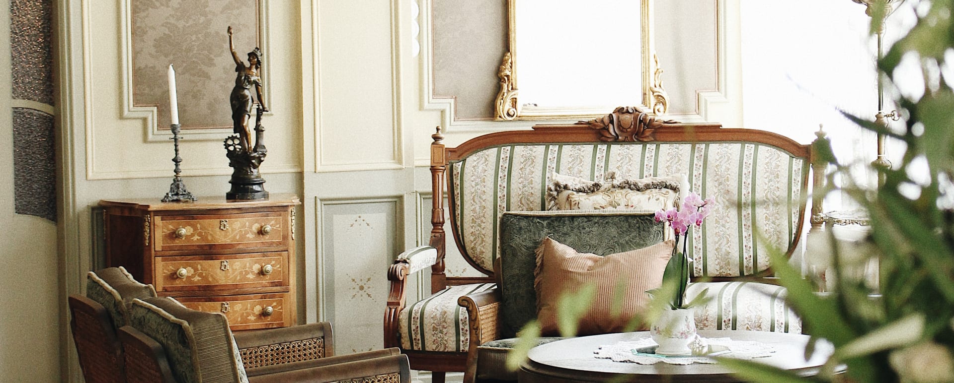 drawing room  