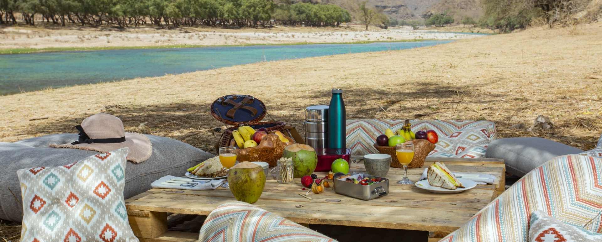 Alila-Hinu-Bay-Picnic 