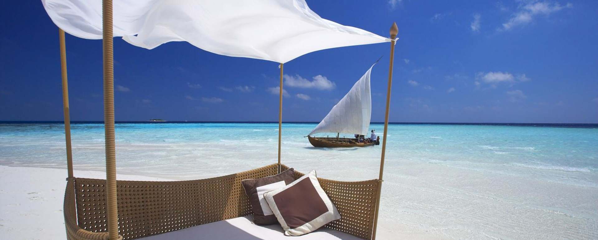 Day bed with Dhoni - A Honeymoon to Oman and the Maldives